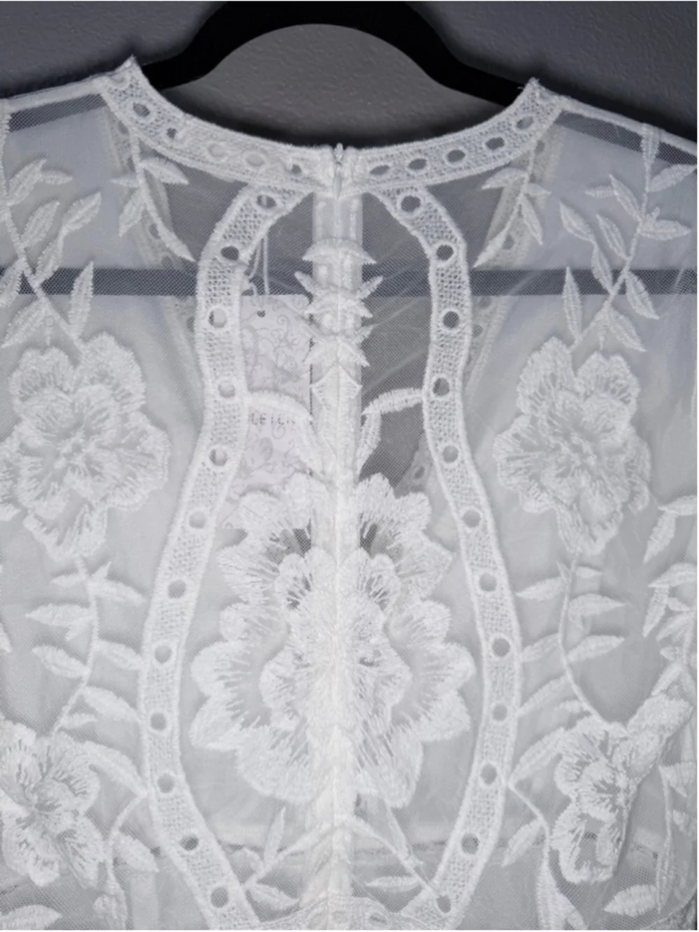 Women's NWT Eleter White Lace Floral Romper M